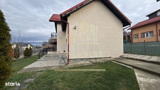 VILA 5 CAMERE 246 MP TEREN 817 MP CÂMPULUNG, 0 COMISION CUMPARATOR