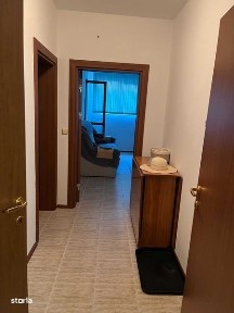 Vand apartament cu 2 camere