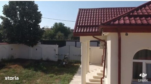 Casa parter, teren 1000 mp, panouri fotovoltaice, Simnicu de sus