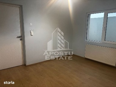 Apartament la casa cu 2 camere, curte proprie, Ghiroda
