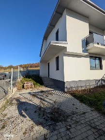 Pret imbatabil! Duplex cu 5 camere, in apropriere de VIVO