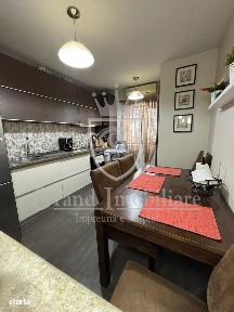 Apartament 3 camere 70 mp, zona Intre Lacuri