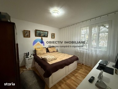 Apartament 3 camere de vanzare - zona centrala - Etaj 1