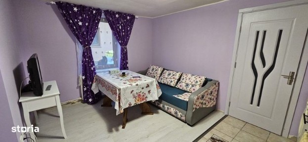 Apartament 2 cam de inchiriat - Radauti (la curte)