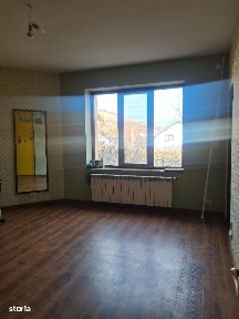 Casa sapte camere si garaj Stefanesti