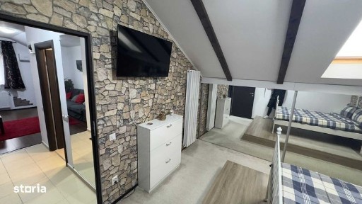 PRIVAT - Vand apt 2 cam, Complet mobilat, Mansarda 4/4, Loc parcare