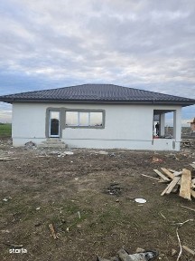 Vand Casa pe Parter!