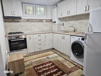 Inchiriez apartament la casa, 75 mp