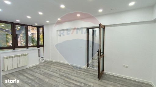 Apartament cu 2 camere de vânzare complet renovat în Tiglina 1