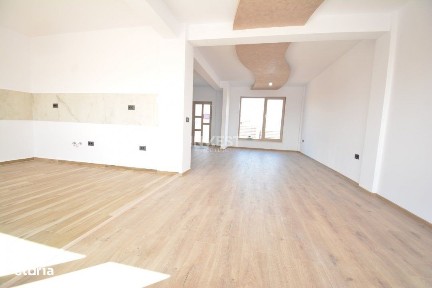 Case Spatioase, P+1E+Pod, 4 camere - Platoul Beldiman, Iasi