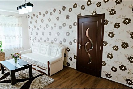 Închiriez apartament micro 1