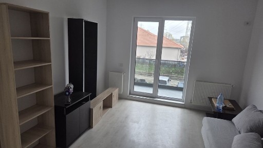 De închiriat apartament cu doua camere dobroiesti
