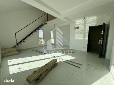 Penthouse cu scara interioara deosebita, 3 camere si 2 bai langa Lidl.