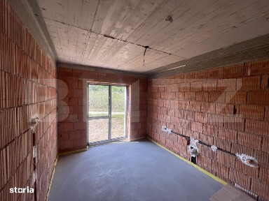 Apartament de 4 camere, in suprafata de 94 mp, zona Crasnei