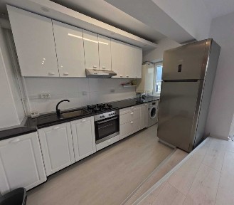 Proprietar vand ap 2 camere cu priveliste superba