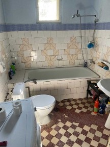 Casa de Vanzare in Dej 220 m2, teren 416 m2, 165000Euro - negociabil