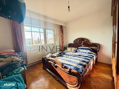 Apartament cu 3 camere in spate la FSEGA, strada Venus !