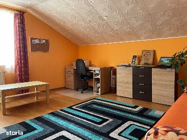 Vând casă spațioasă