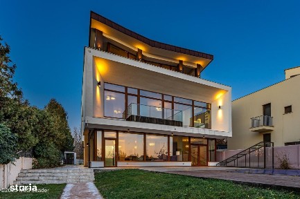 Casa TA de pe malul lacului Mogosoaia