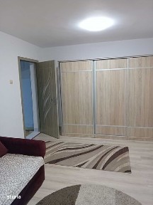 Vand apartament,urgent