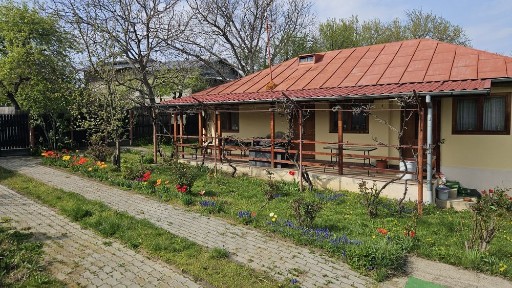 Vând casa Seciu Boldesti Scaieni