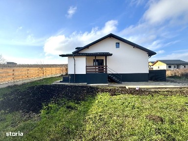 CANALIZARE! BECI! MAGAZIE! PLACA! Casa 3 camere, Tomesti