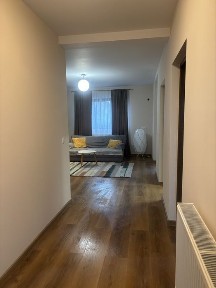 P.f, se inchiriaza apartament cu 2 camere, recent renovat si utilat.