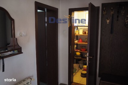 VAND CASA 3 CAMERE,POD,PIVNITA,2 GARAJE,FOISOR,DEJ