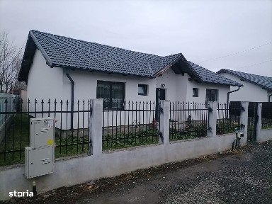 Inchiriez casa singur in curte, Sancraiu de Mures