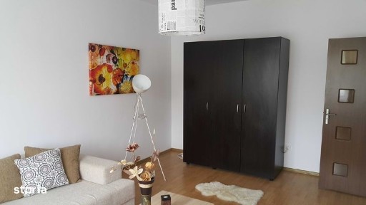 Inchiriez apartament cu o camera in blocul Eon de pe Pandurilor