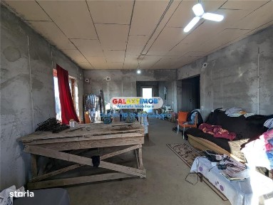 Adunatii Copaceni vila P+1, 5 camere,suprafata 165 mp, teren 1300 mp