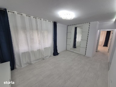 De Vanzare Apartament cu 2 camere zona Radu Negru