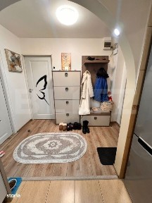 apartament 4 camere mobilat si utilat-zona buna
