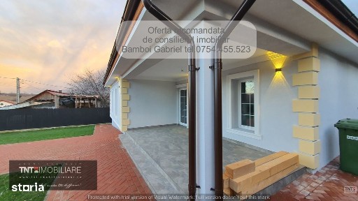 Resedinta single finisaje personalizate zona Capat Pacurari