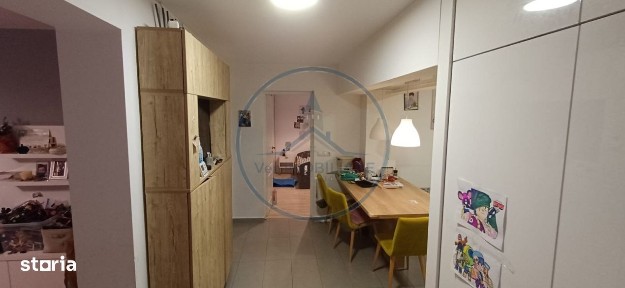 Ap.3 camere complet mobilat, cu beci propriu si loc parcare - Petre