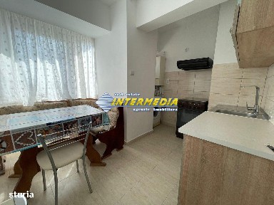 Garsoniera renovata de inchiriat in Alba Iulia zona Cetate M-uri