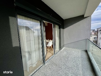 Garsoniera de vanzare - balcon, loc de parcare - ansamblu nou