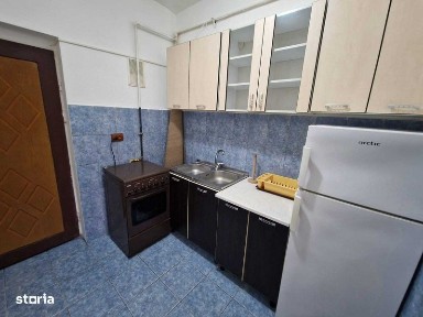 Inchiriez garsoniera