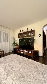 Dambu Pietros - Vanzare apartament 3 camere - Str. Koos Ferencz