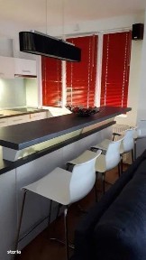 Ultrancetral - Inchiriere apartament 4 camere - Piata Trandafirilor