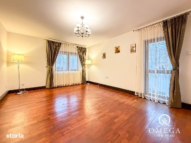 4 camere Centru Str Arcu Bloc tip vila Renovat Garaj