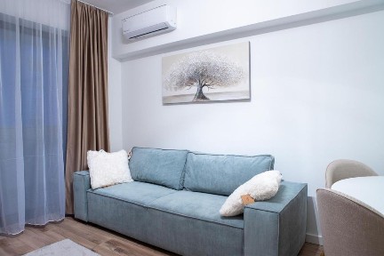 Inchiriez apartament 3 camere Prima Urbana 3 cu loc de parcare