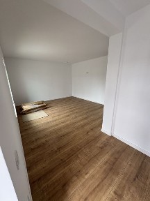 Case de vanzare de tip insiruit direct de la dezvoltator intabulate