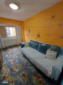 Apartament 3 camere, decomandat - zona Racadau