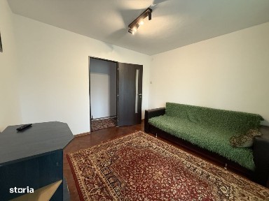 Apartament practic, 42 mp utili plus balcon, decomandat - Girocului