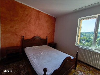 Apartament 3 Camere 80mp Tudor Etaj Intermediar zona Corina