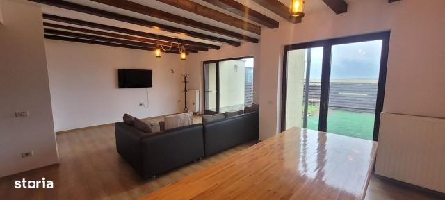 Inchiriez casa (parte din 6 case insiruite) in Ghimbav, str. Zambilei