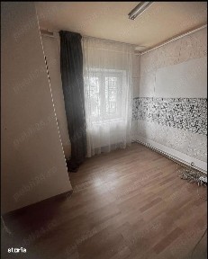 De vanzare garsoniera/ap 2 camere, etaj 1, 1 Decembrie