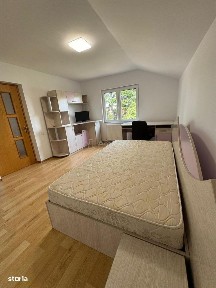 Casa cu 5 camere situata în Ploiesti, aproape de centrul orasului