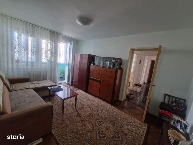 Apartament de 4 camere, decomandat, 96 mp., zona Andrei Muresanu